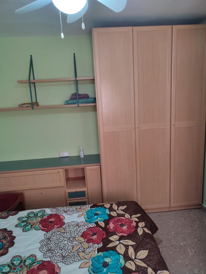 Casa Serra - Paterna - Apartamento Alquila 3 Habitaciones Con Garaje Eksteriør billede
